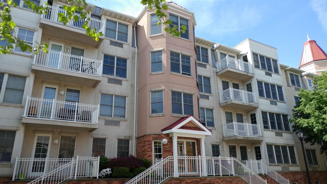 30 CONSTITUTION WAY Unit: 309