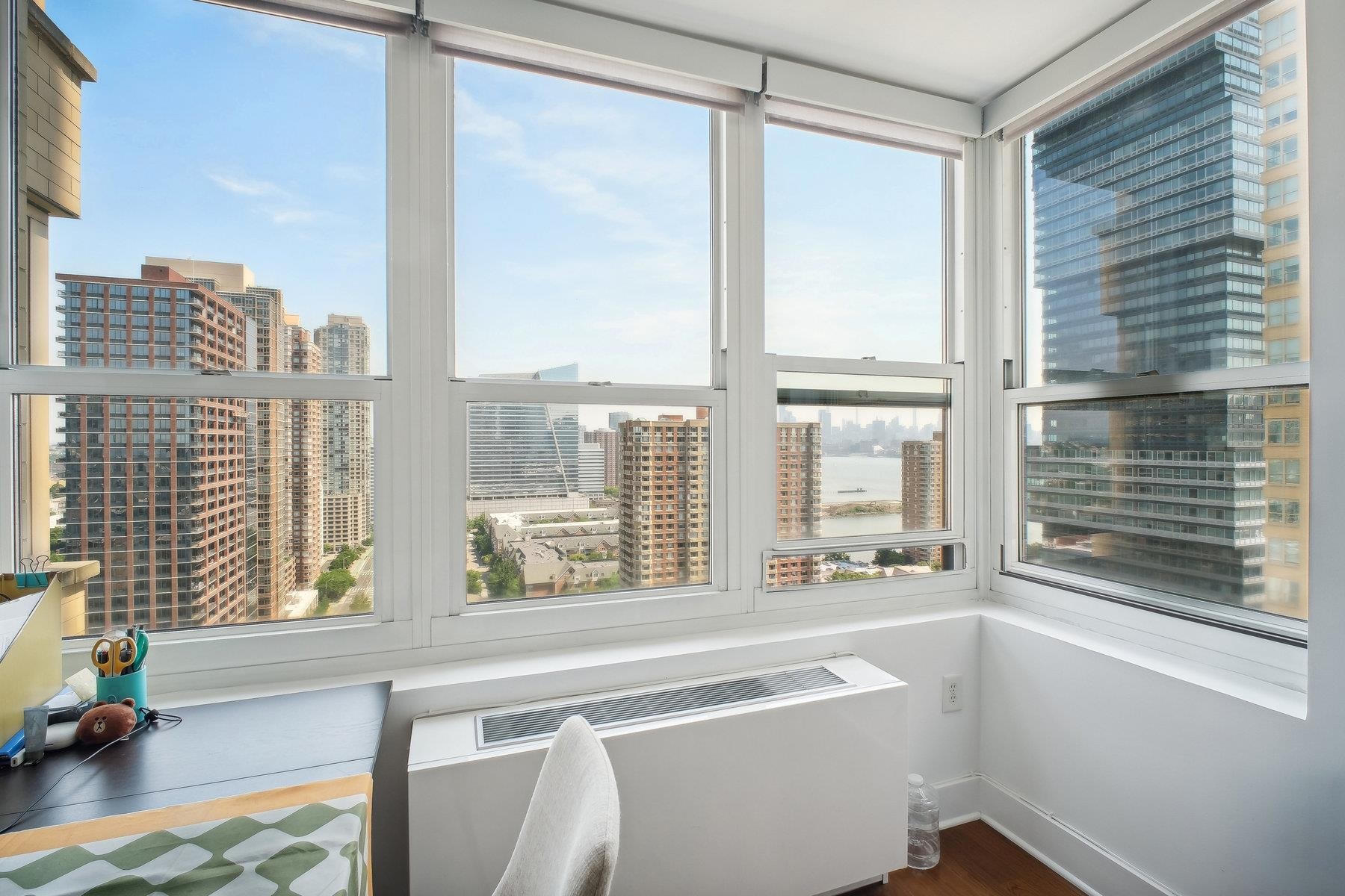 88 MORGAN ST Unit: 2503