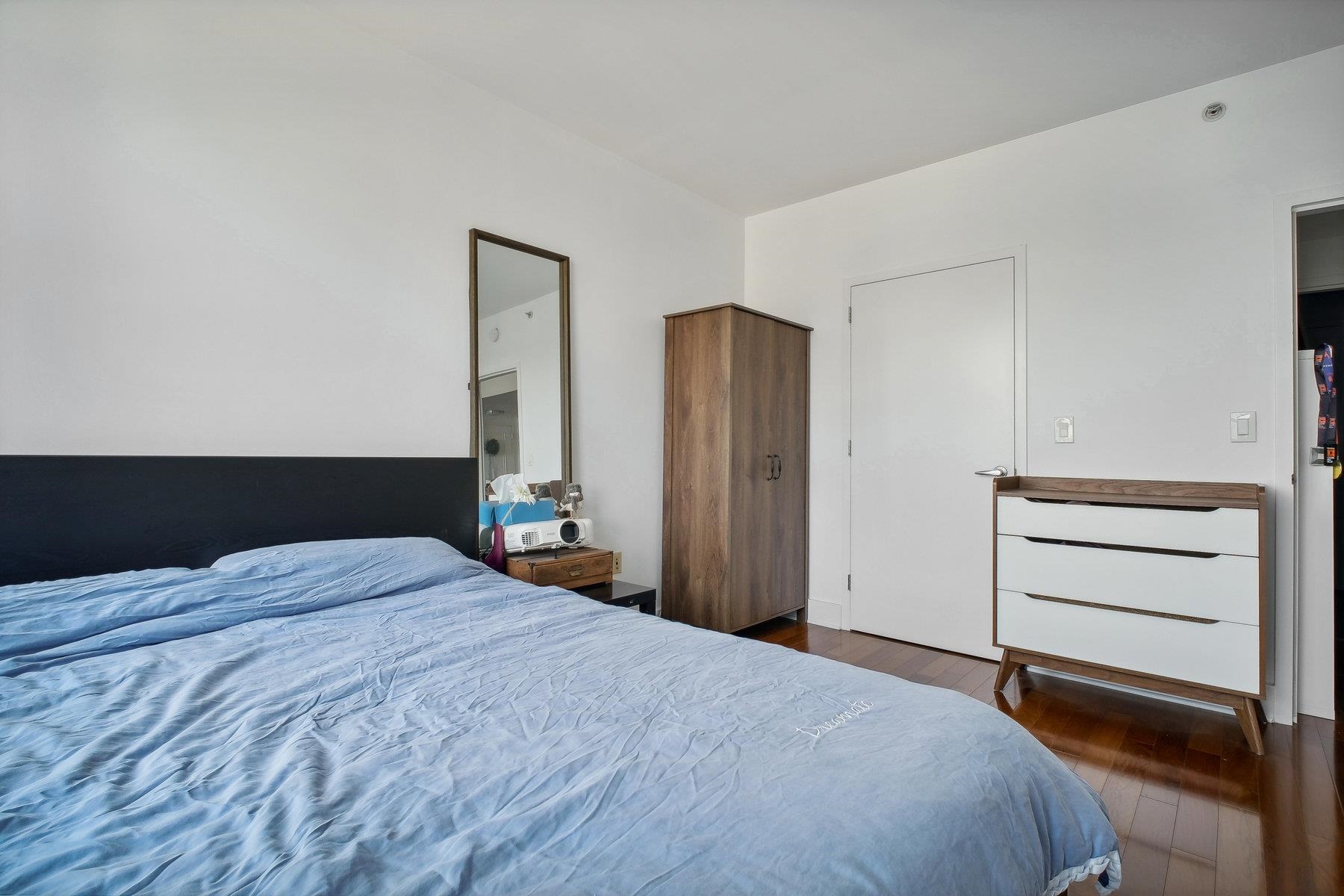 88 MORGAN ST Unit: 2503