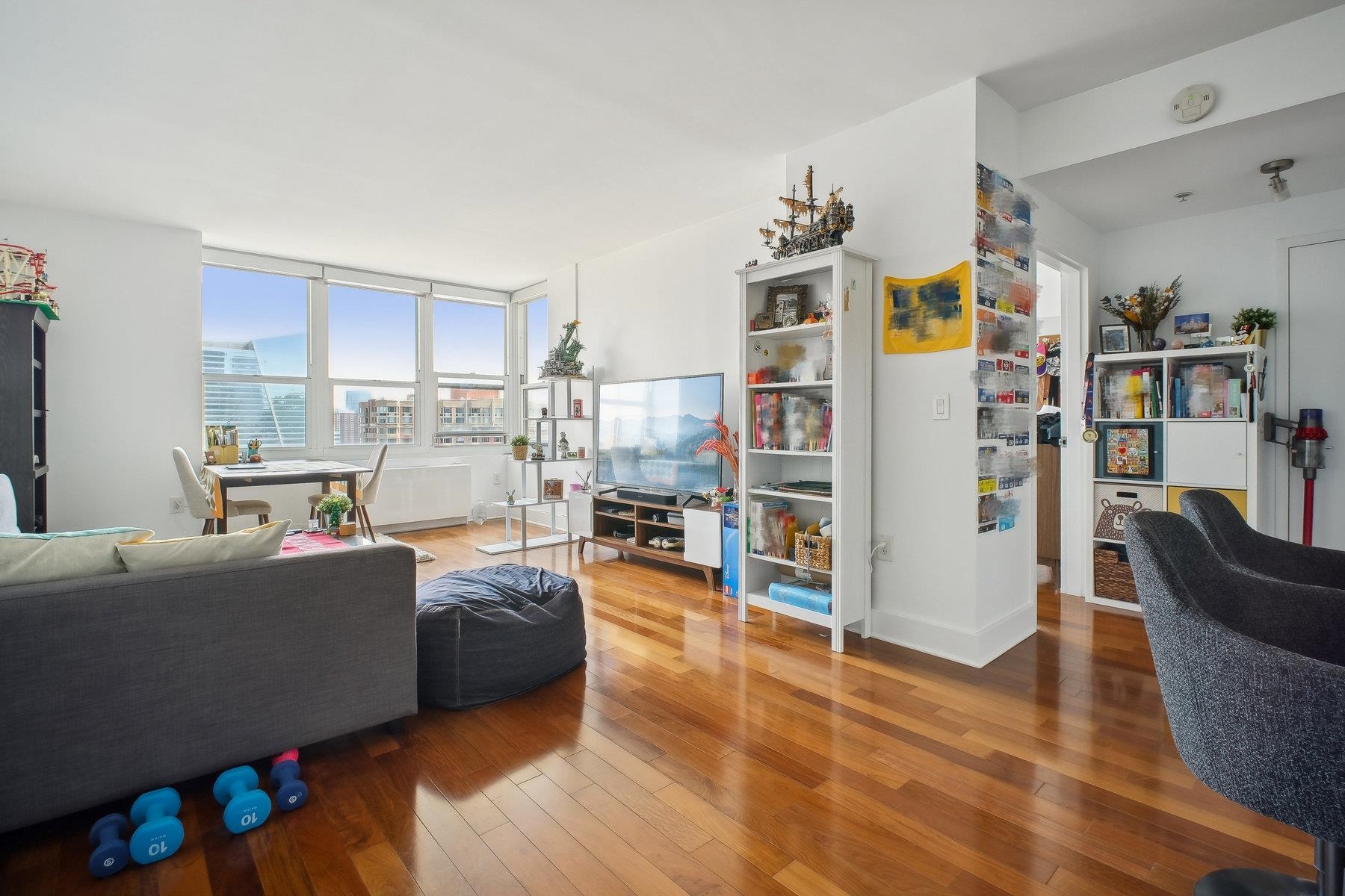 88 MORGAN ST Unit: 2503