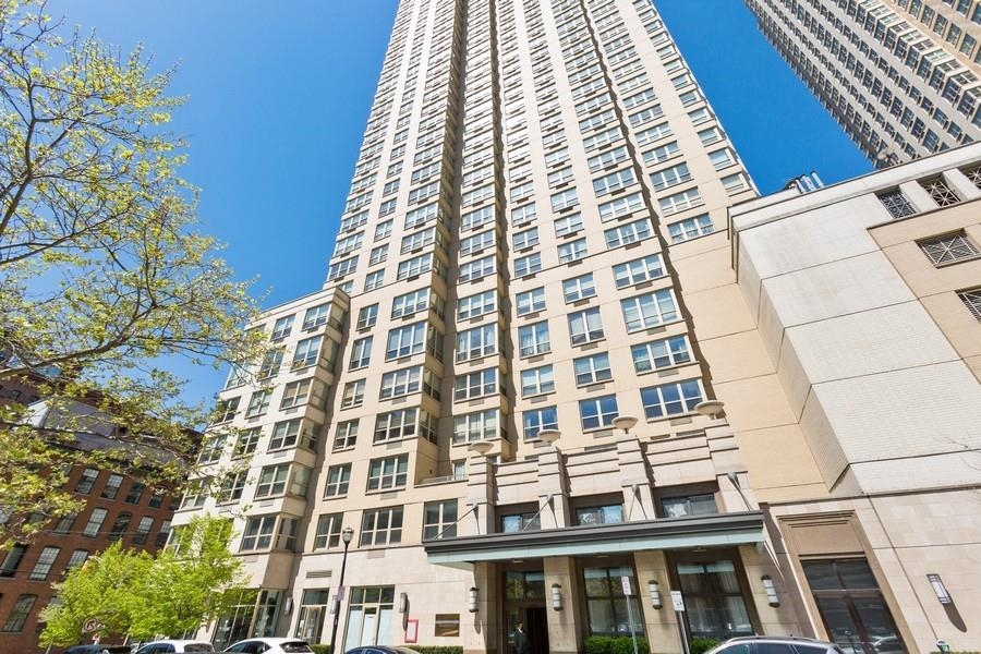 88 MORGAN ST Unit: 2503