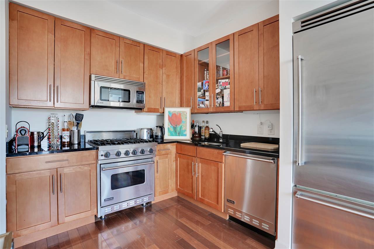 389 WASHINGTON ST Unit: 34D
