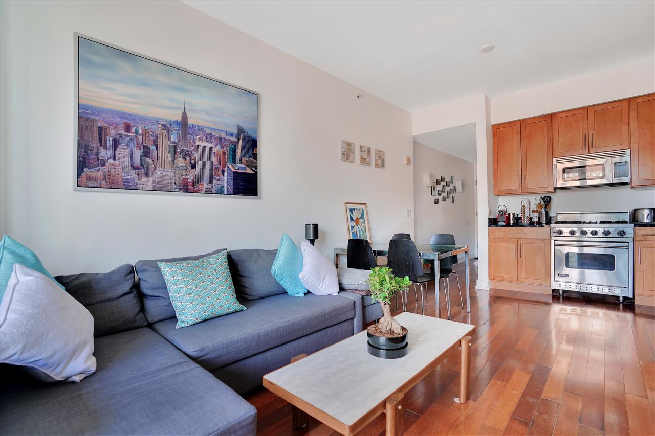 389 WASHINGTON ST Unit: 34D