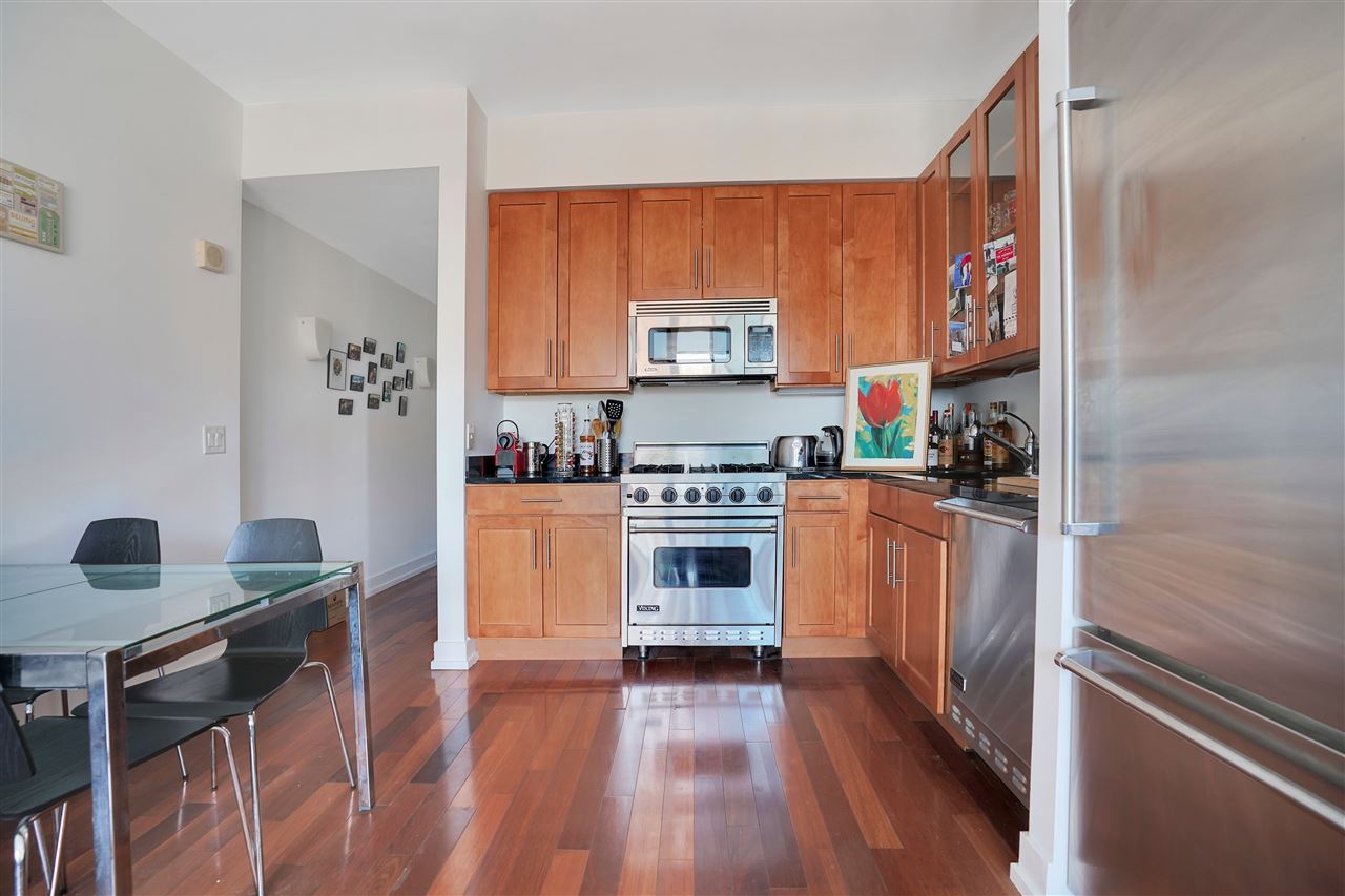 389 WASHINGTON ST Unit: 34D