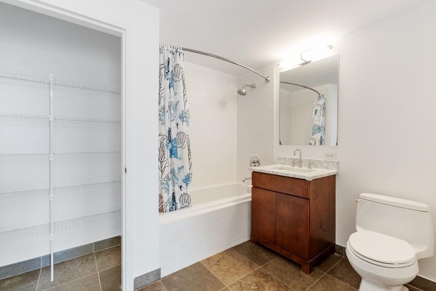 88 MORGAN ST Unit: 1107