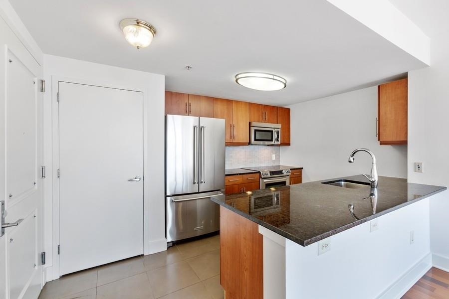 88 MORGAN ST Unit: 1107