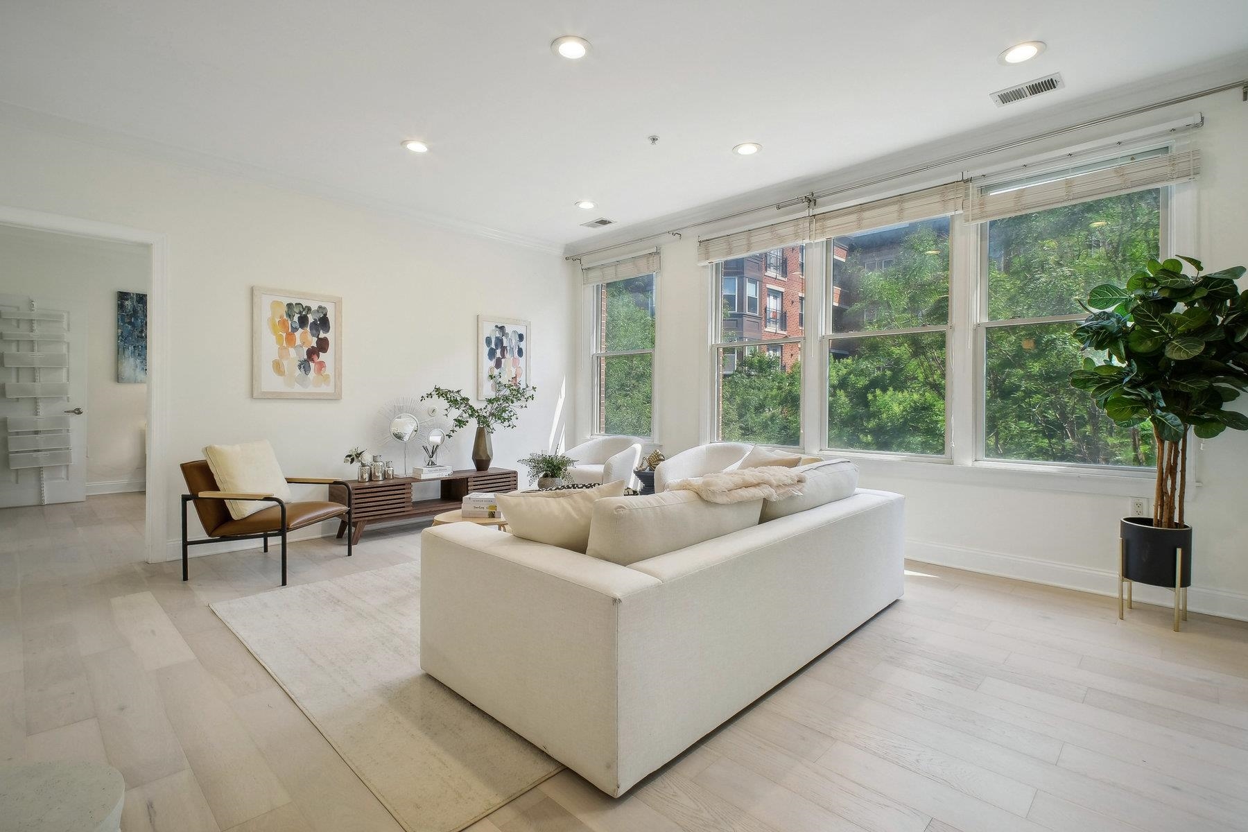 126 DUDLEY ST Unit: 319