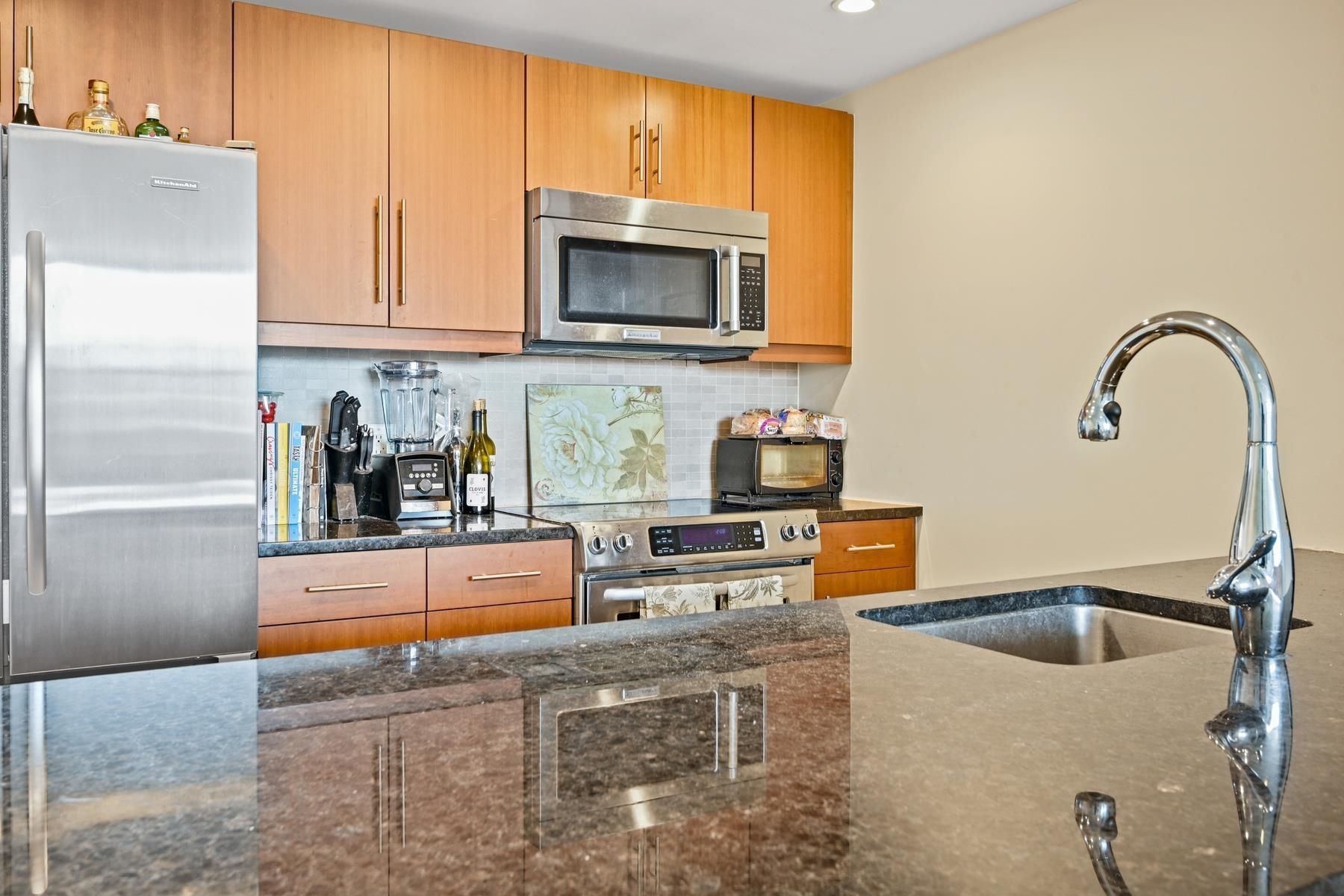 88 MORGAN ST Unit: 1207