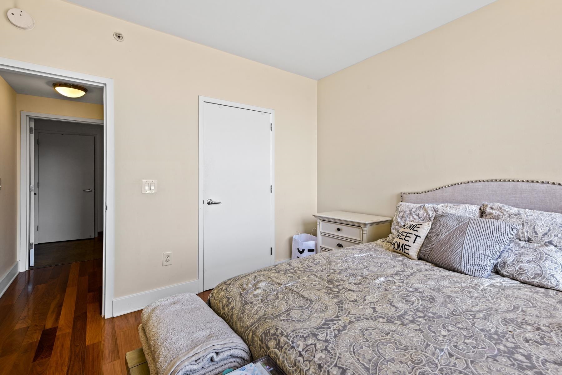 88 MORGAN ST Unit: 1207