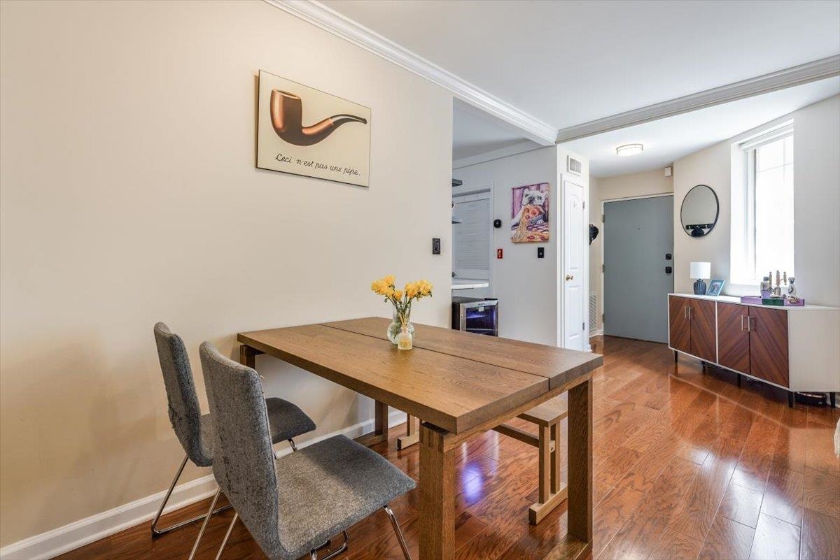 1108 HUDSON ST Unit: 2B