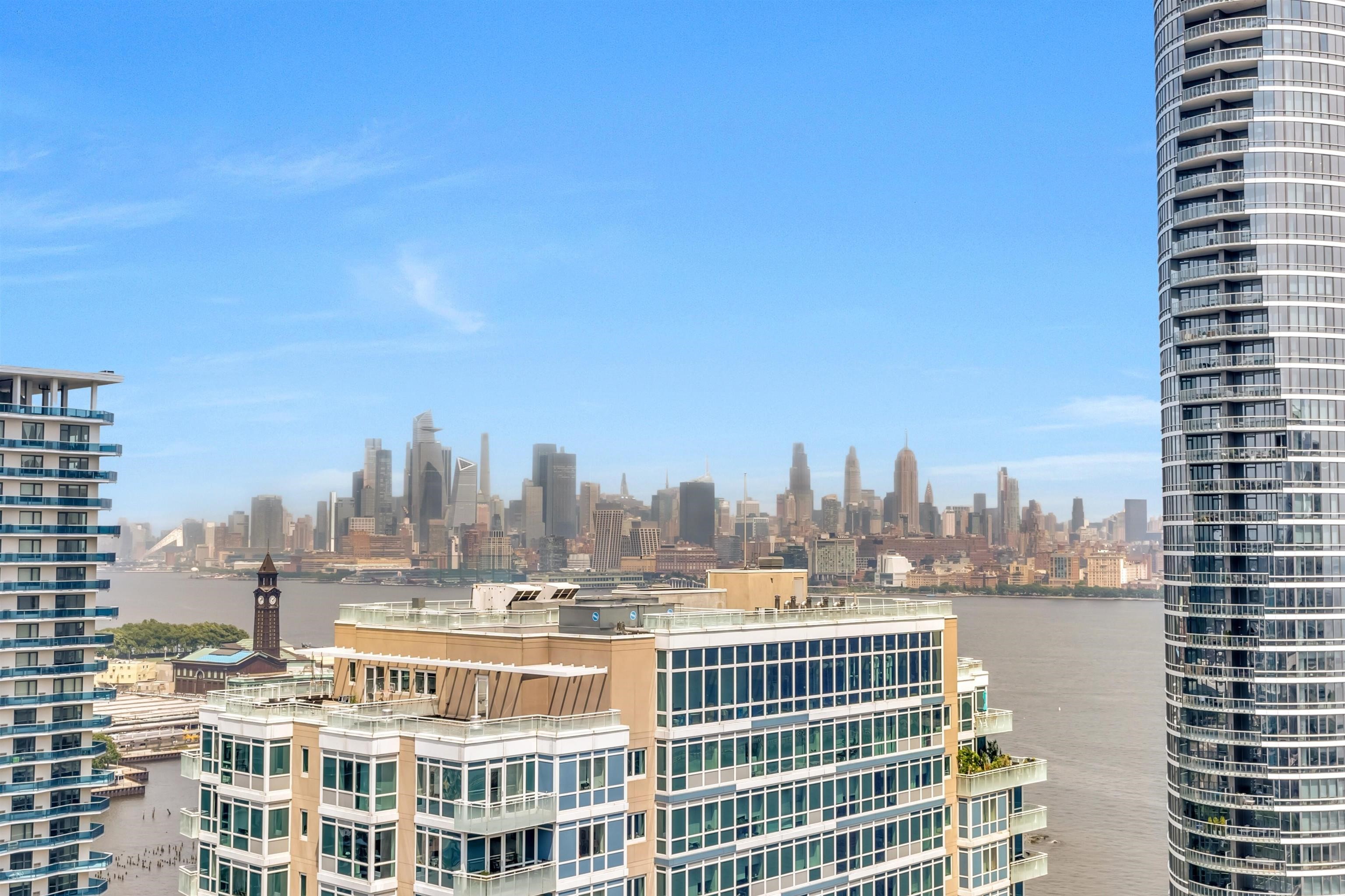 1 SHORE LANE Unit: 2505