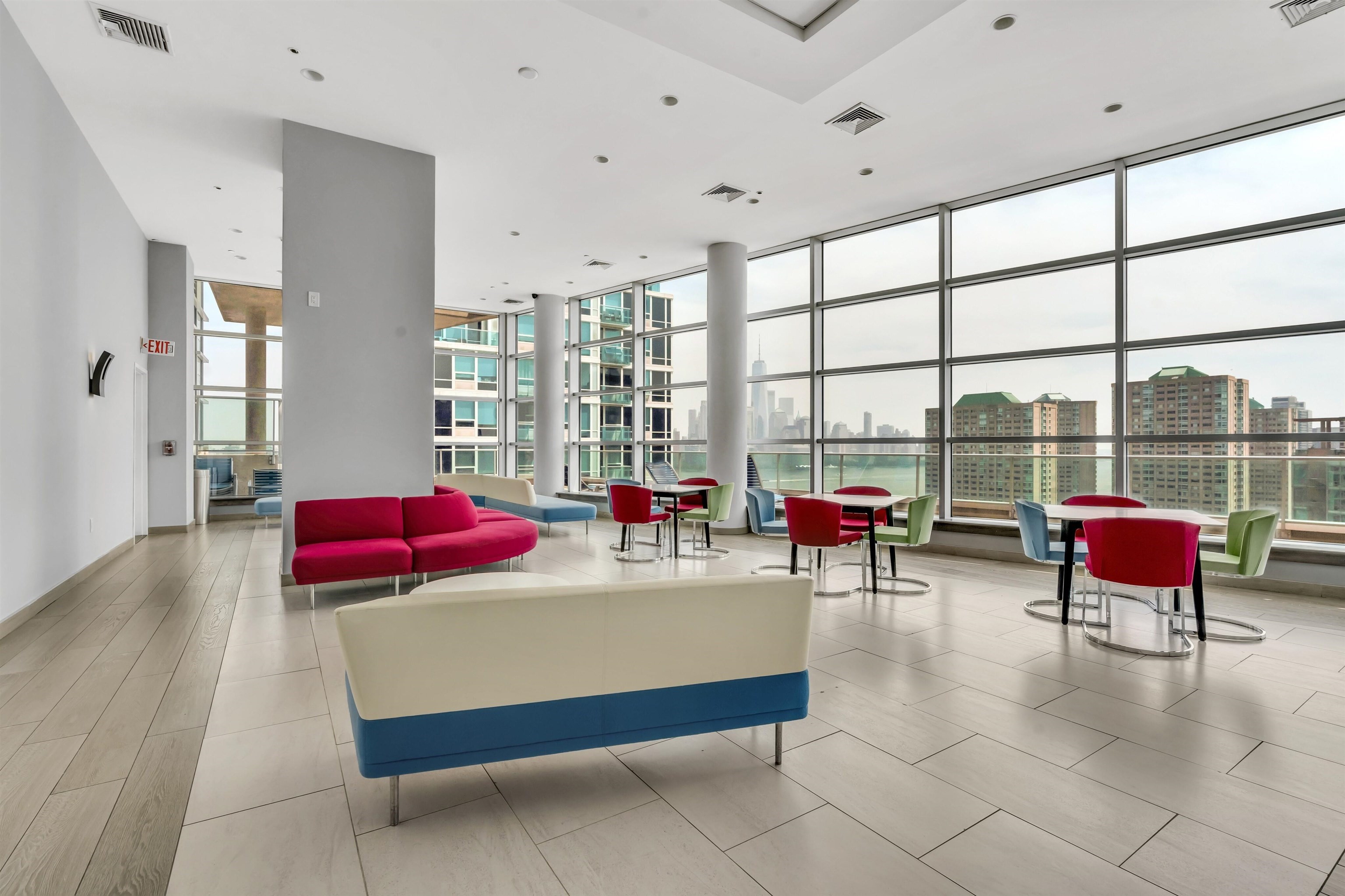 1 SHORE LANE Unit: 2505