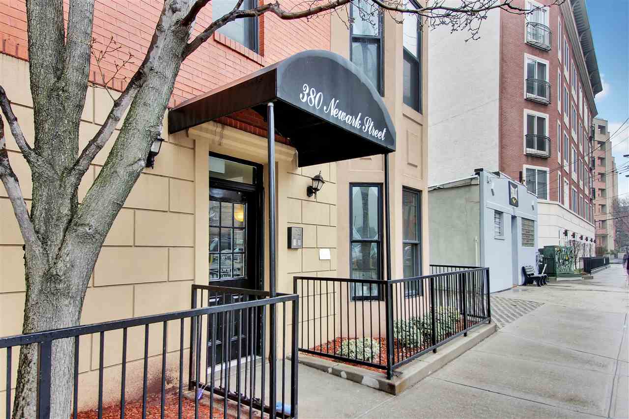 380 NEWARK AVE Unit: 5D