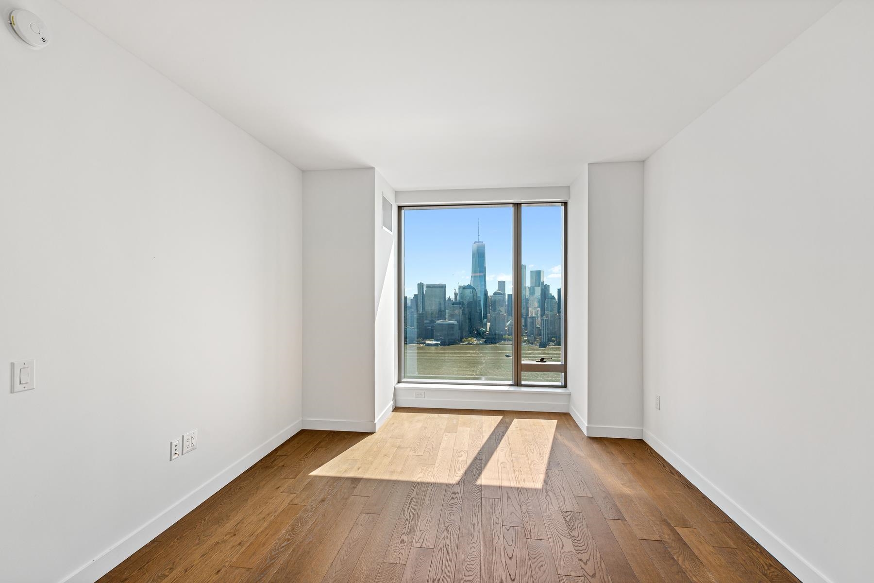 99 HUDSON ST Unit: 1606