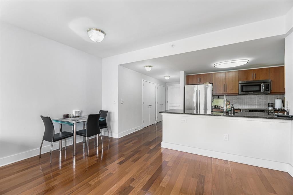88 MORGAN ST Unit: 1801