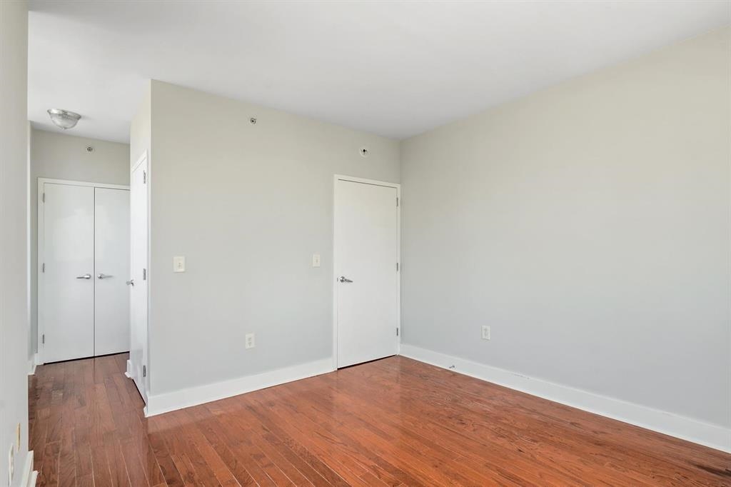 88 MORGAN ST Unit: 2008