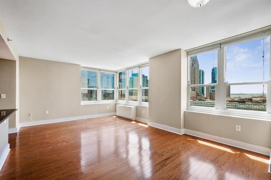 88 MORGAN ST Unit: 2008