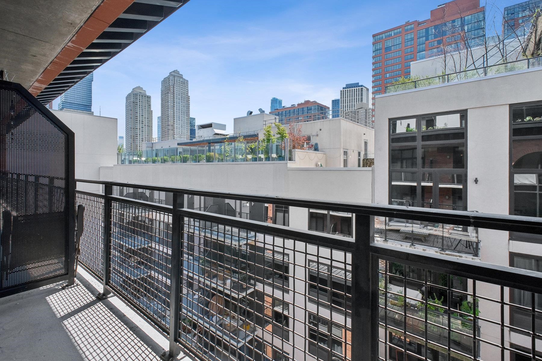 159 2ND ST Unit: 1103