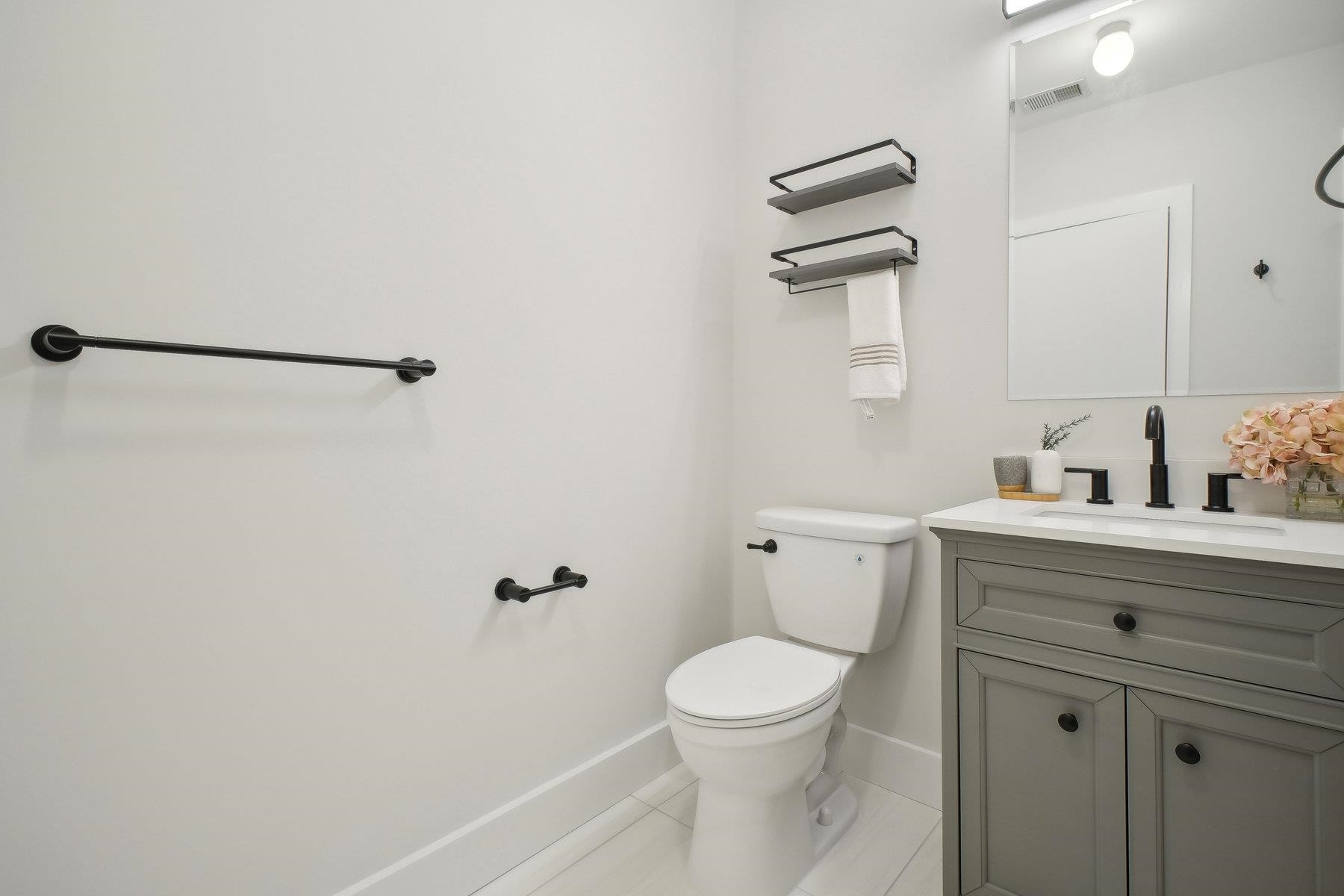 159 2ND ST Unit: 1103