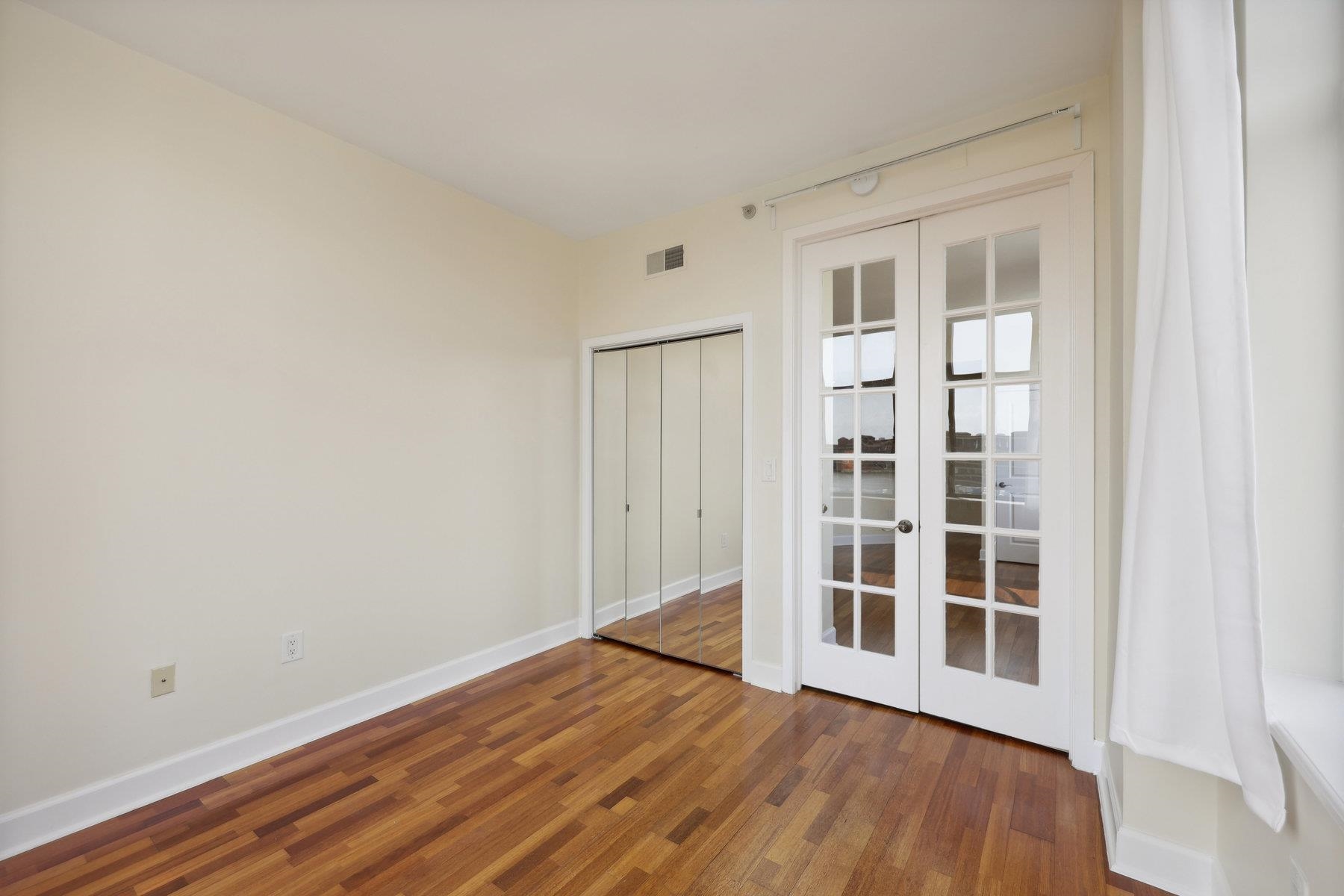 610 NEWARK ST Unit: 10A