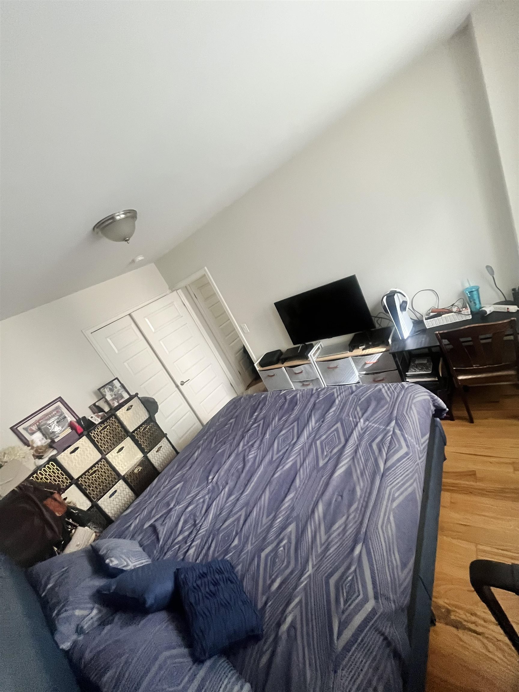 3315 PLEASANT AVE Unit: 310