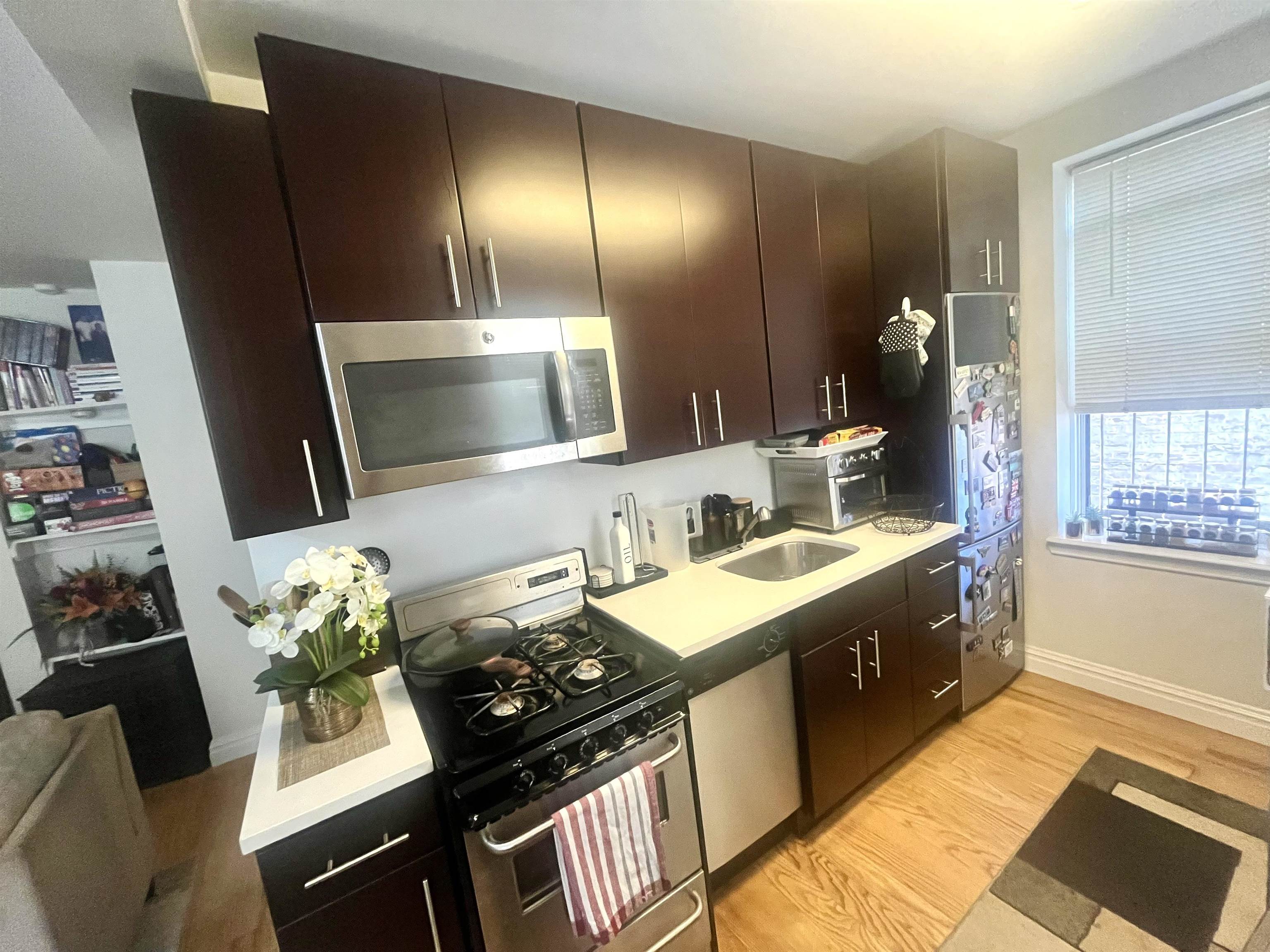 3315 PLEASANT AVE Unit: 310