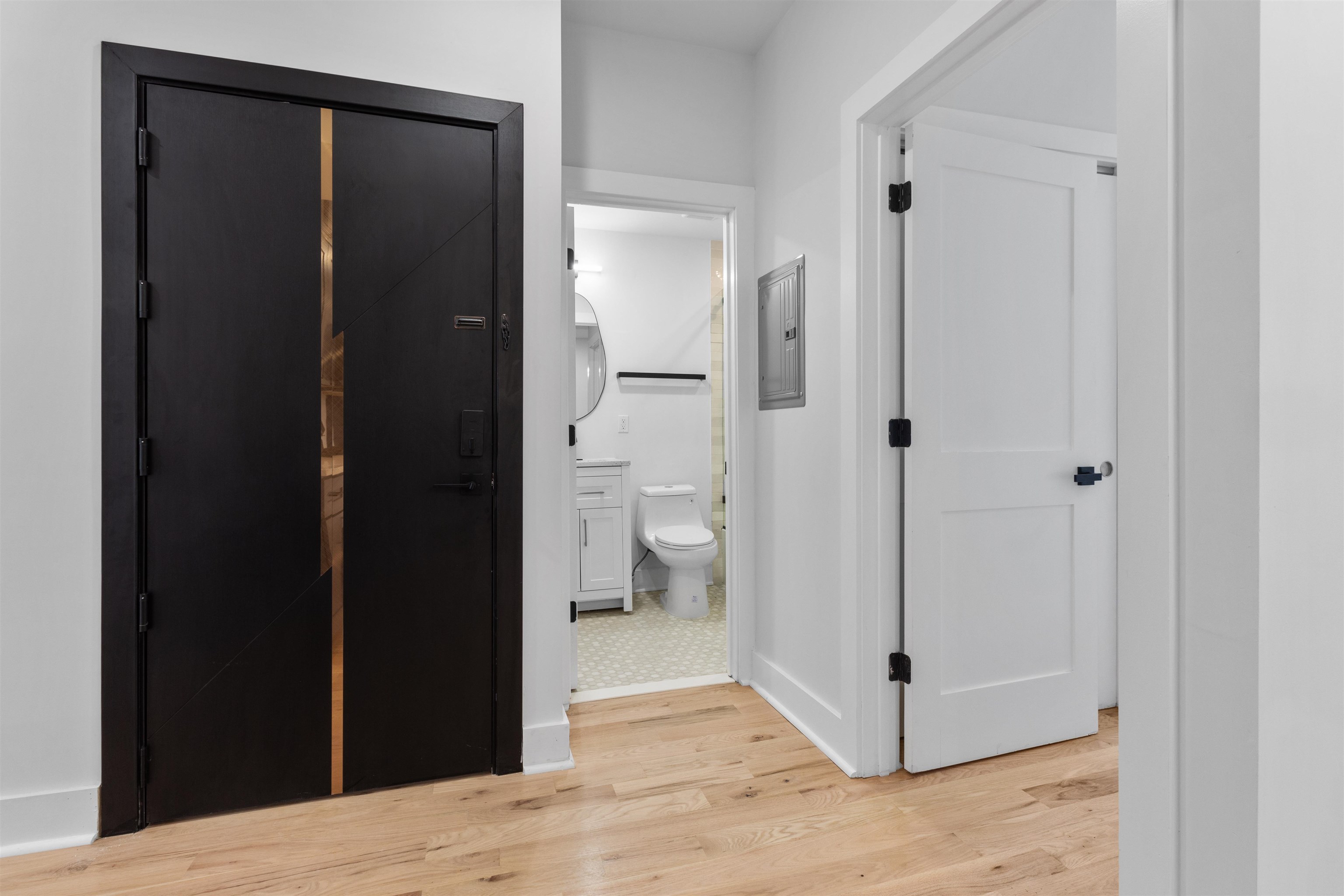 1205 NEW YORK AVE Unit: 2