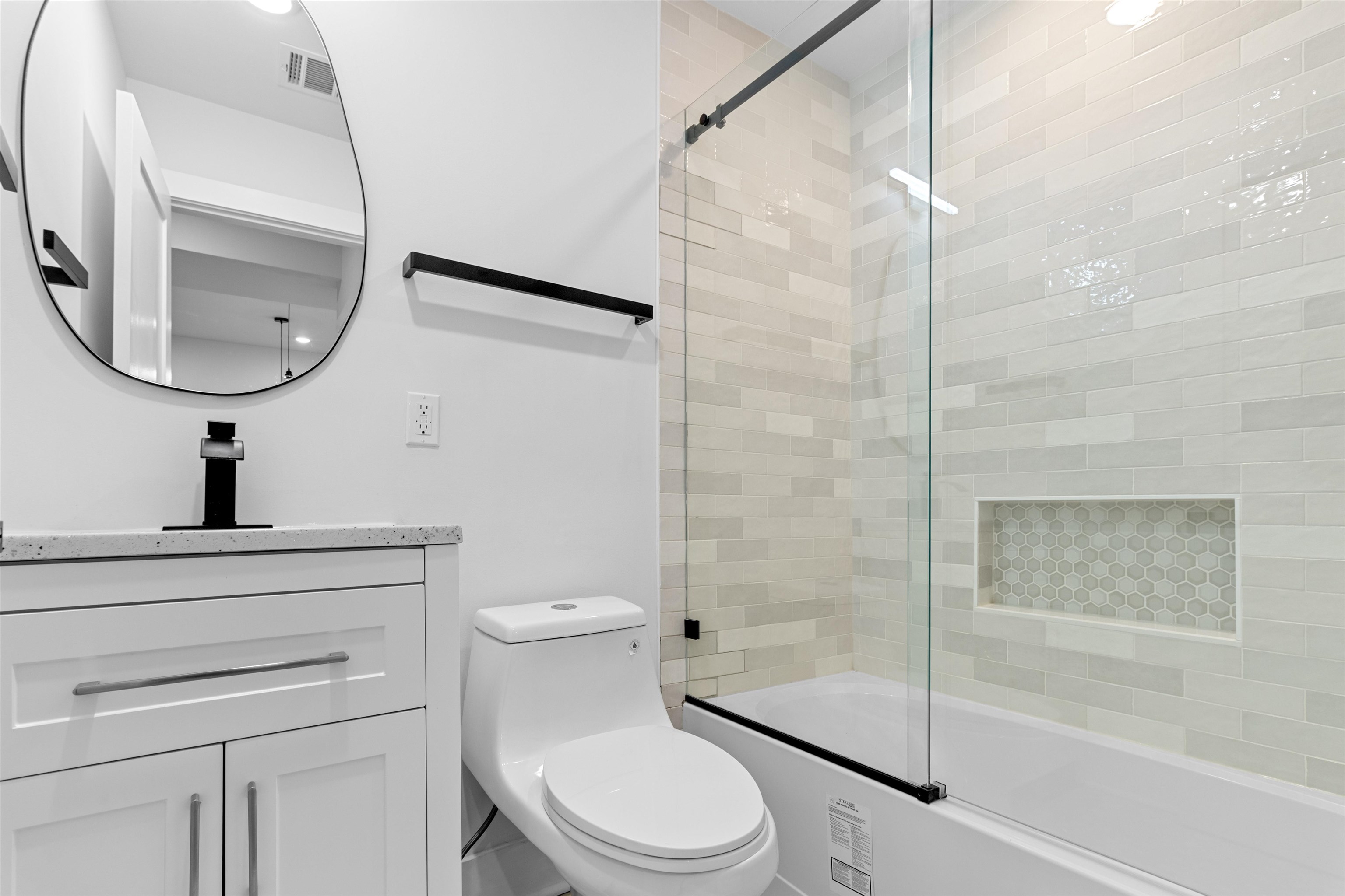 1205 NEW YORK AVE Unit: 2