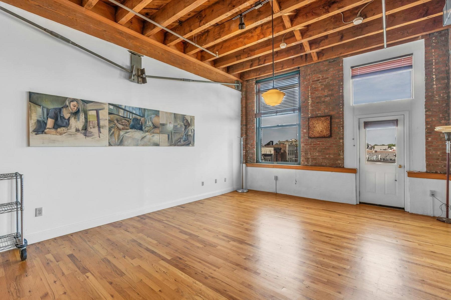 126 WEBSTER AVE Unit: 3B