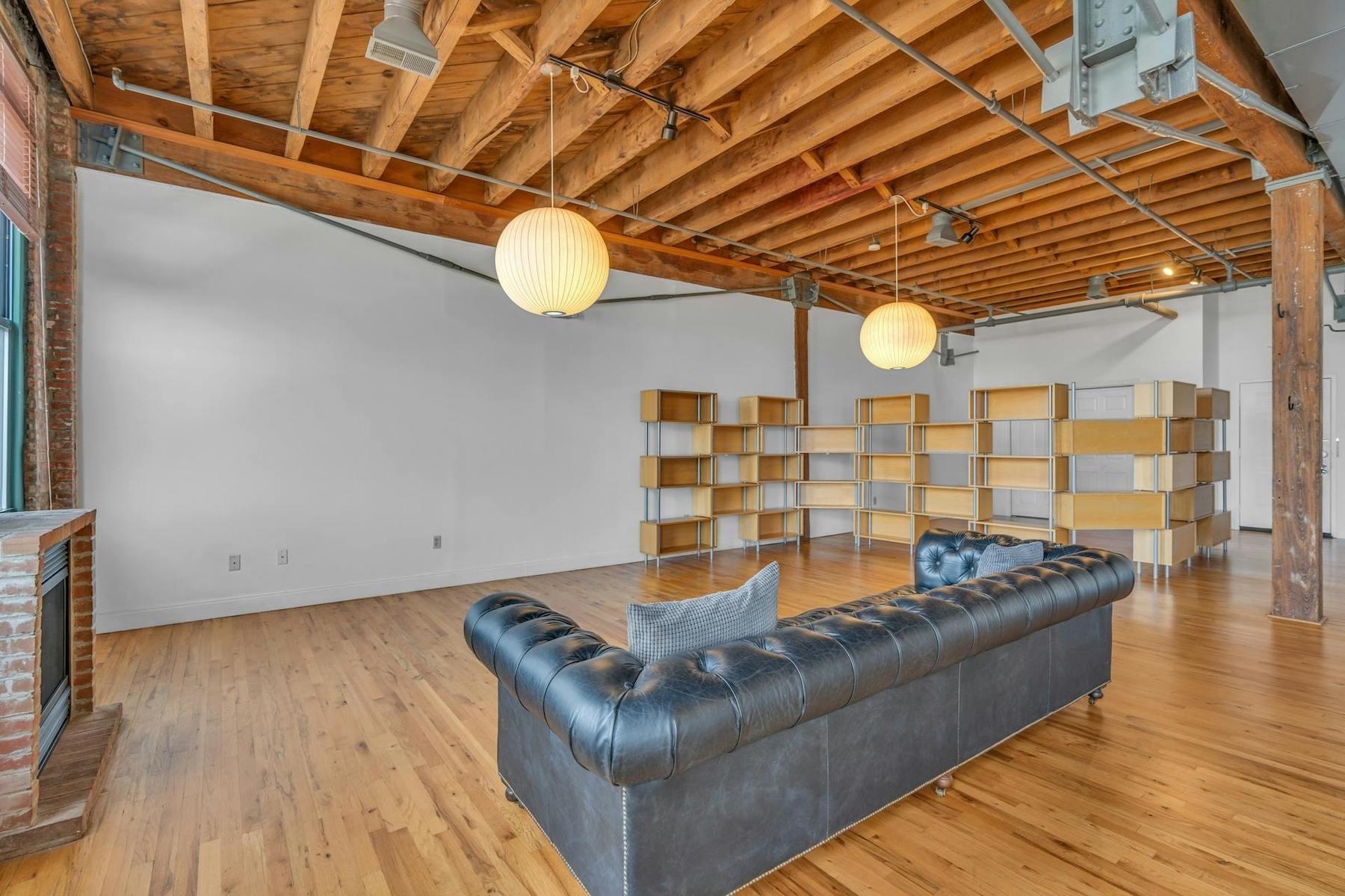 126 WEBSTER AVE Unit: 3B