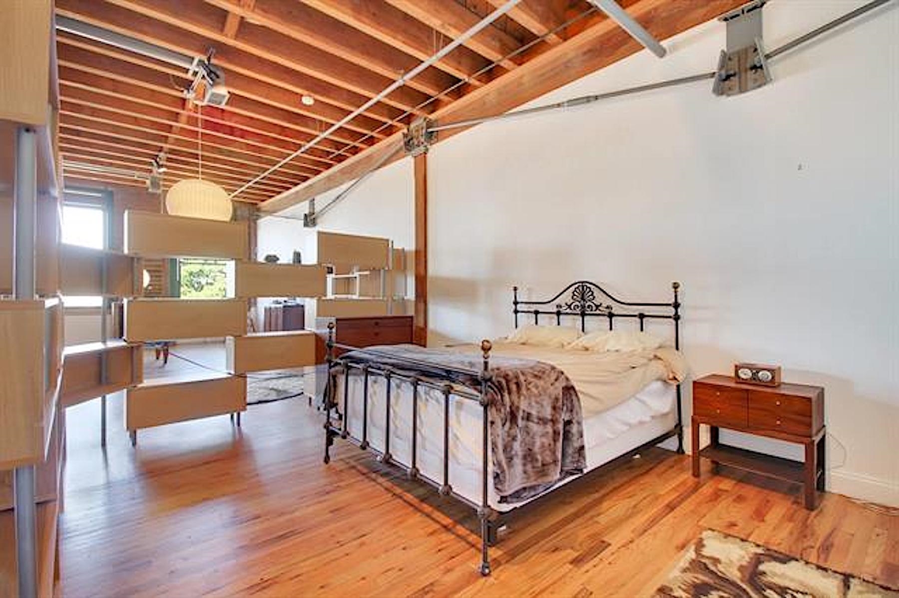 126 WEBSTER AVE Unit: 3B