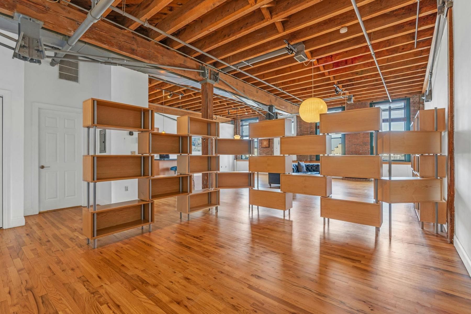 126 WEBSTER AVE Unit: 3B