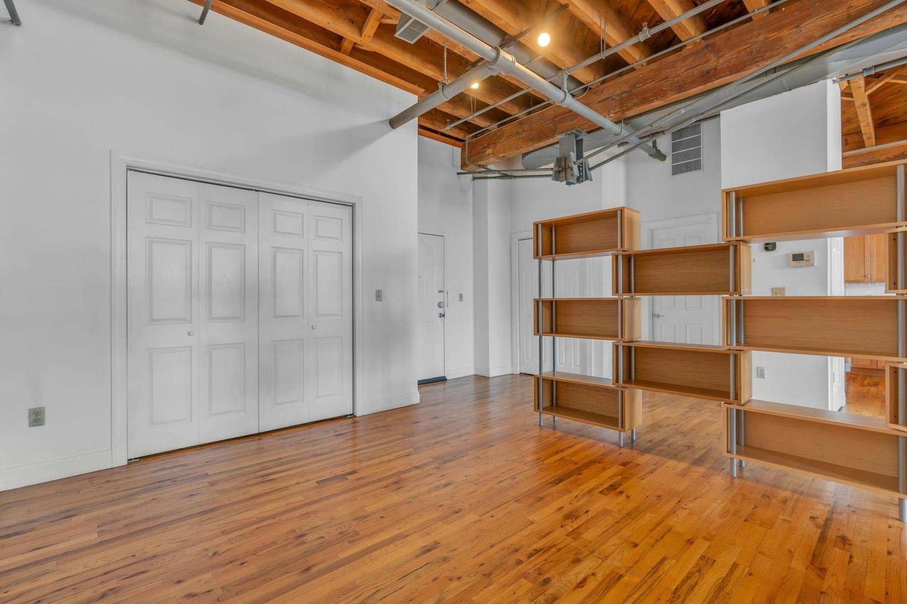 126 WEBSTER AVE Unit: 3B