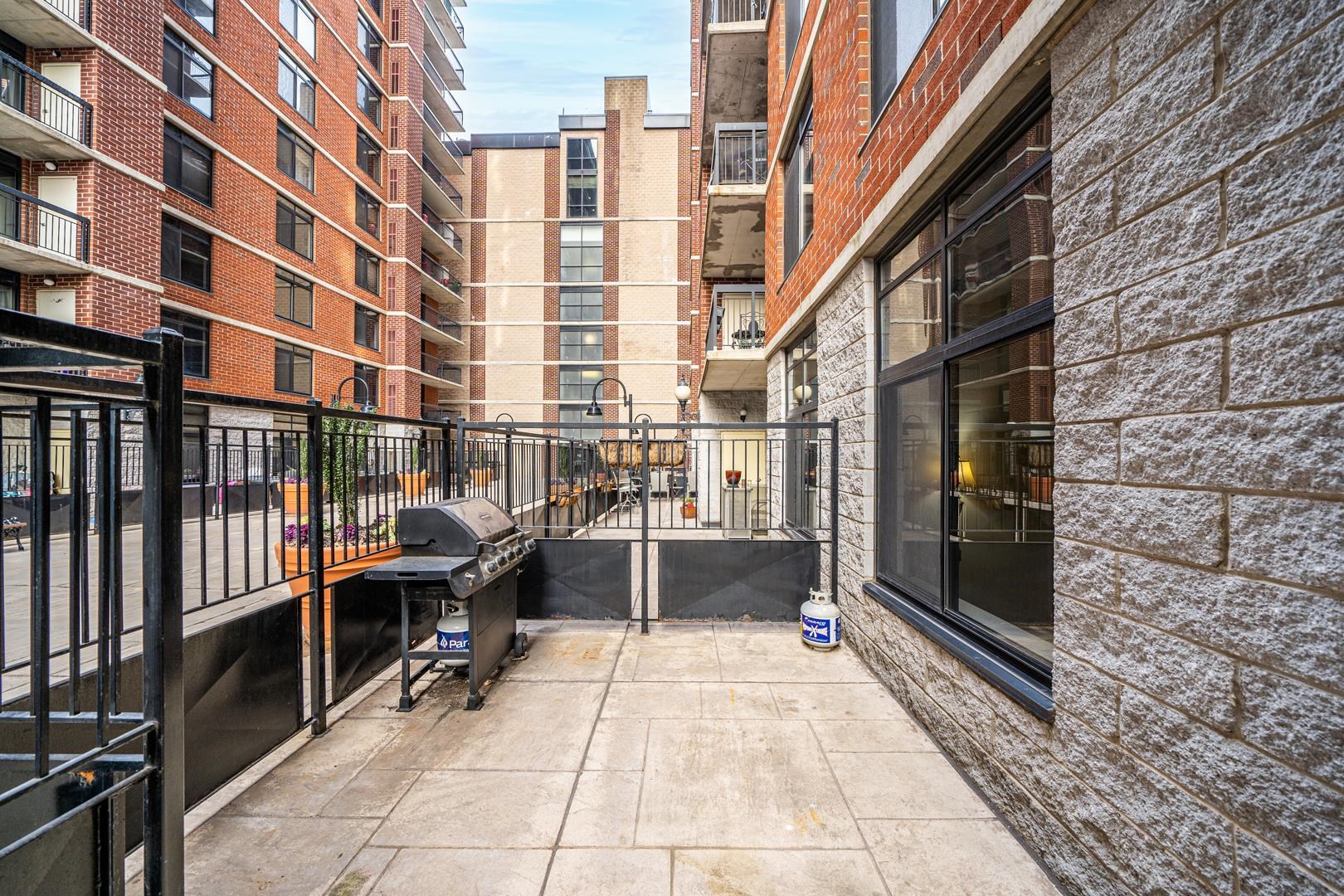 700 1ST ST Unit: 1b