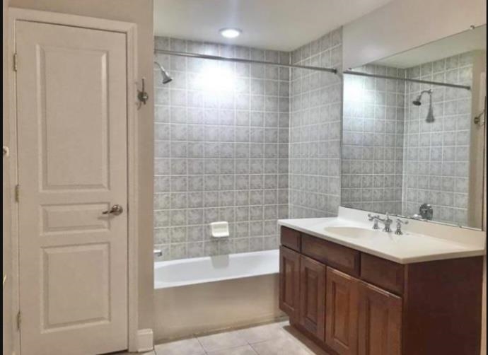 727 MONROE ST Unit: 303