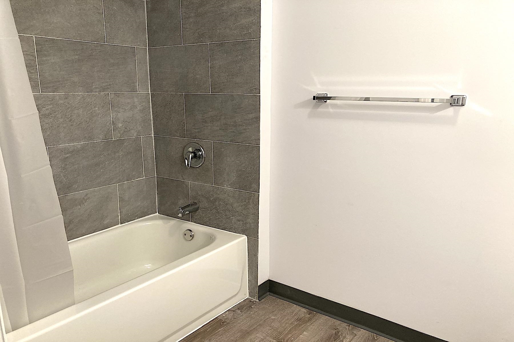 4315 PARK AVE Unit: 4K