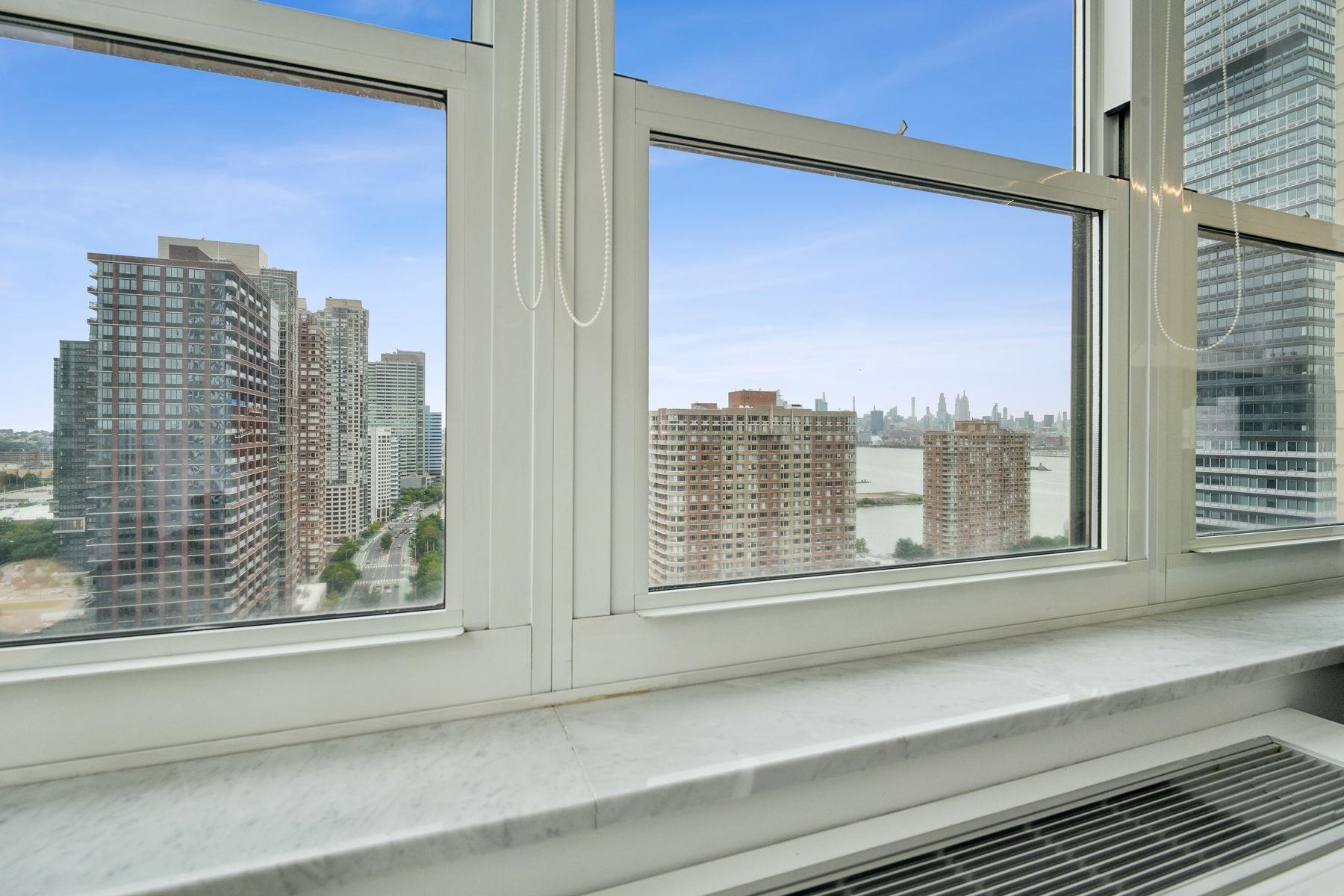 88 MORGAN ST Unit: 2502