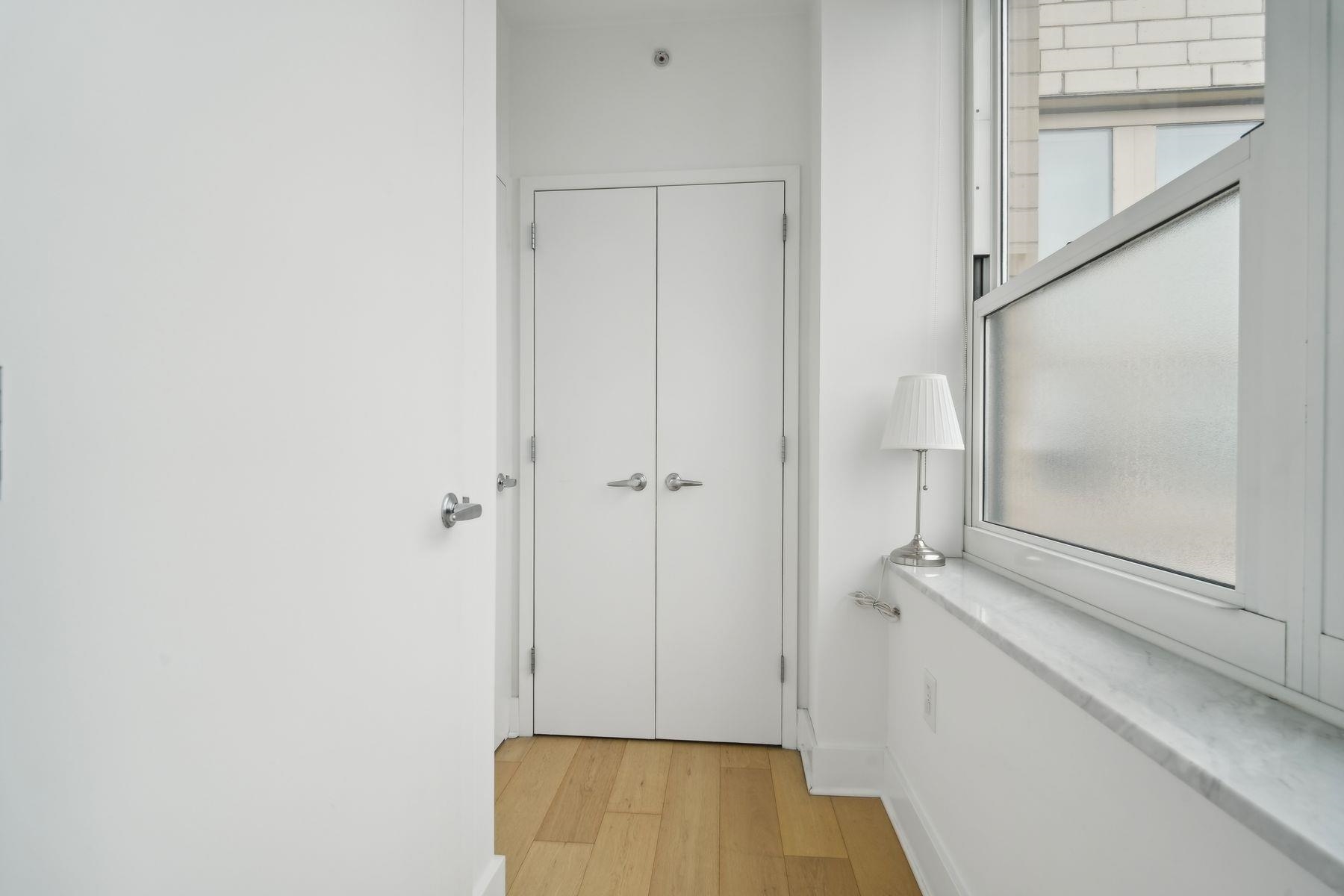 88 MORGAN ST Unit: 2502