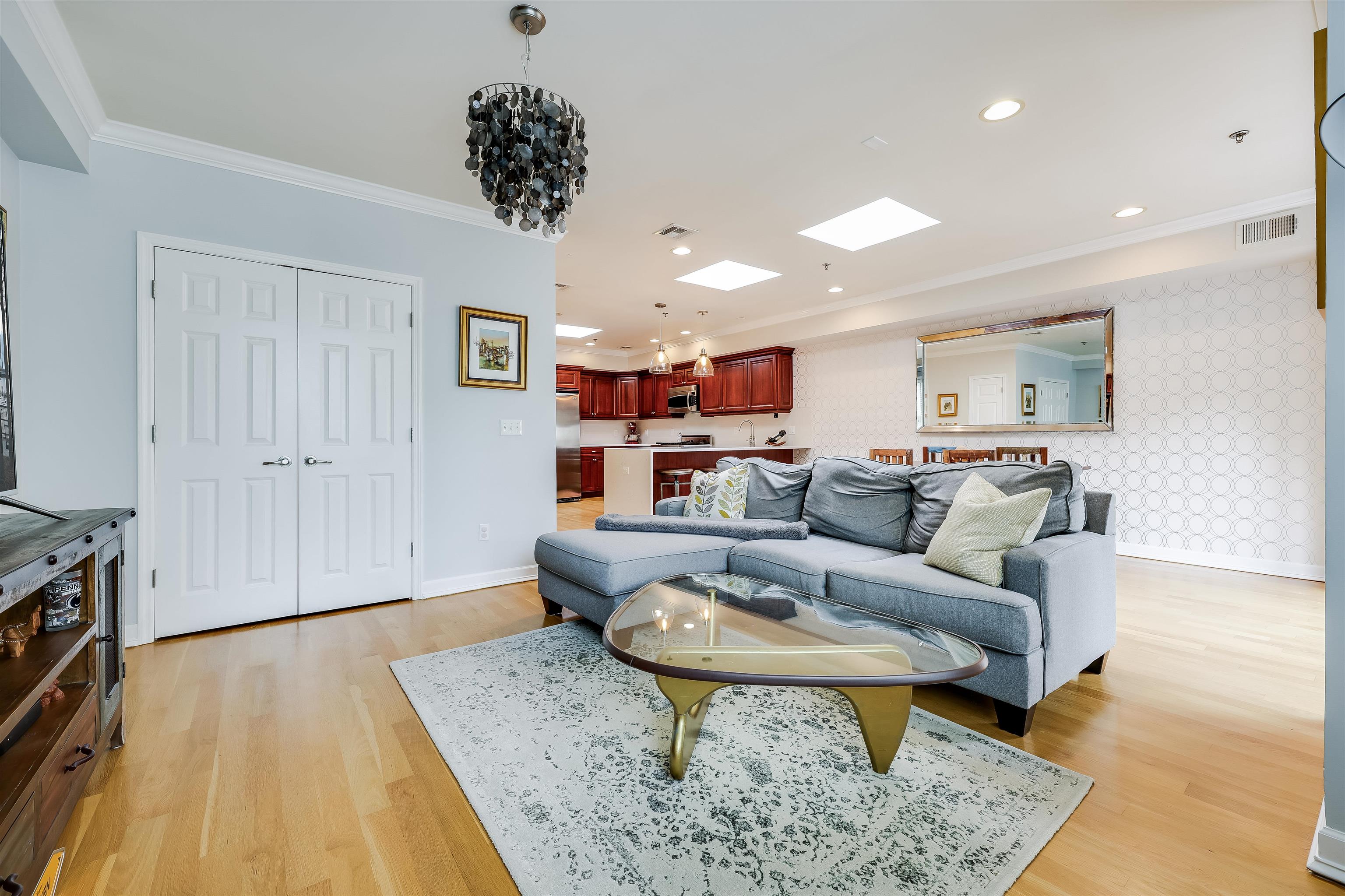 78 MONROE ST Unit: 4