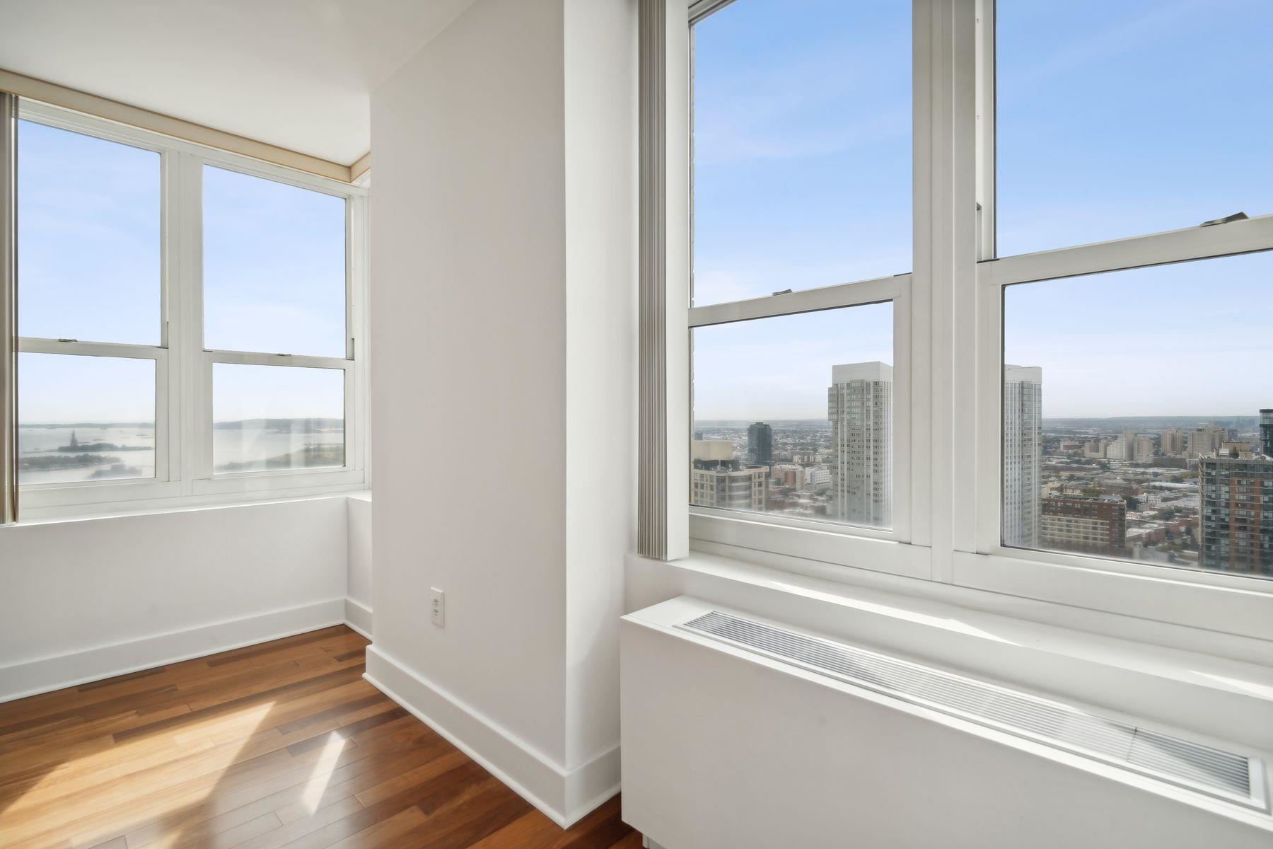 88 MORGAN ST Unit: 4709