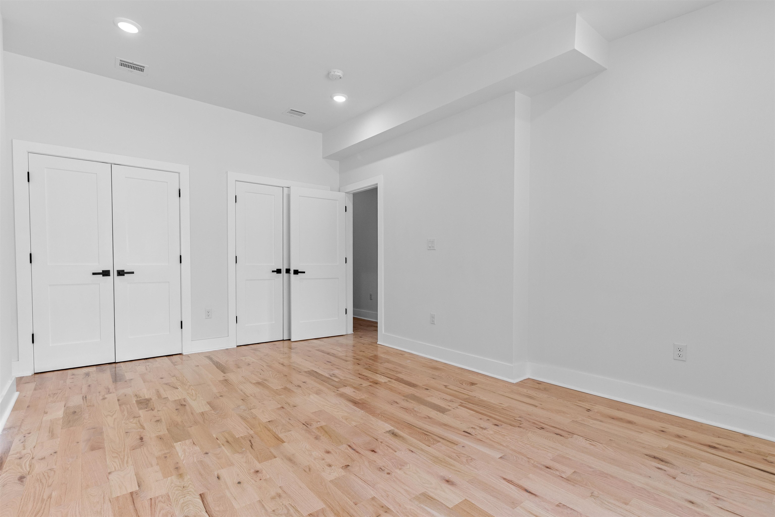 1205 NEW YORK AVE Unit: 1