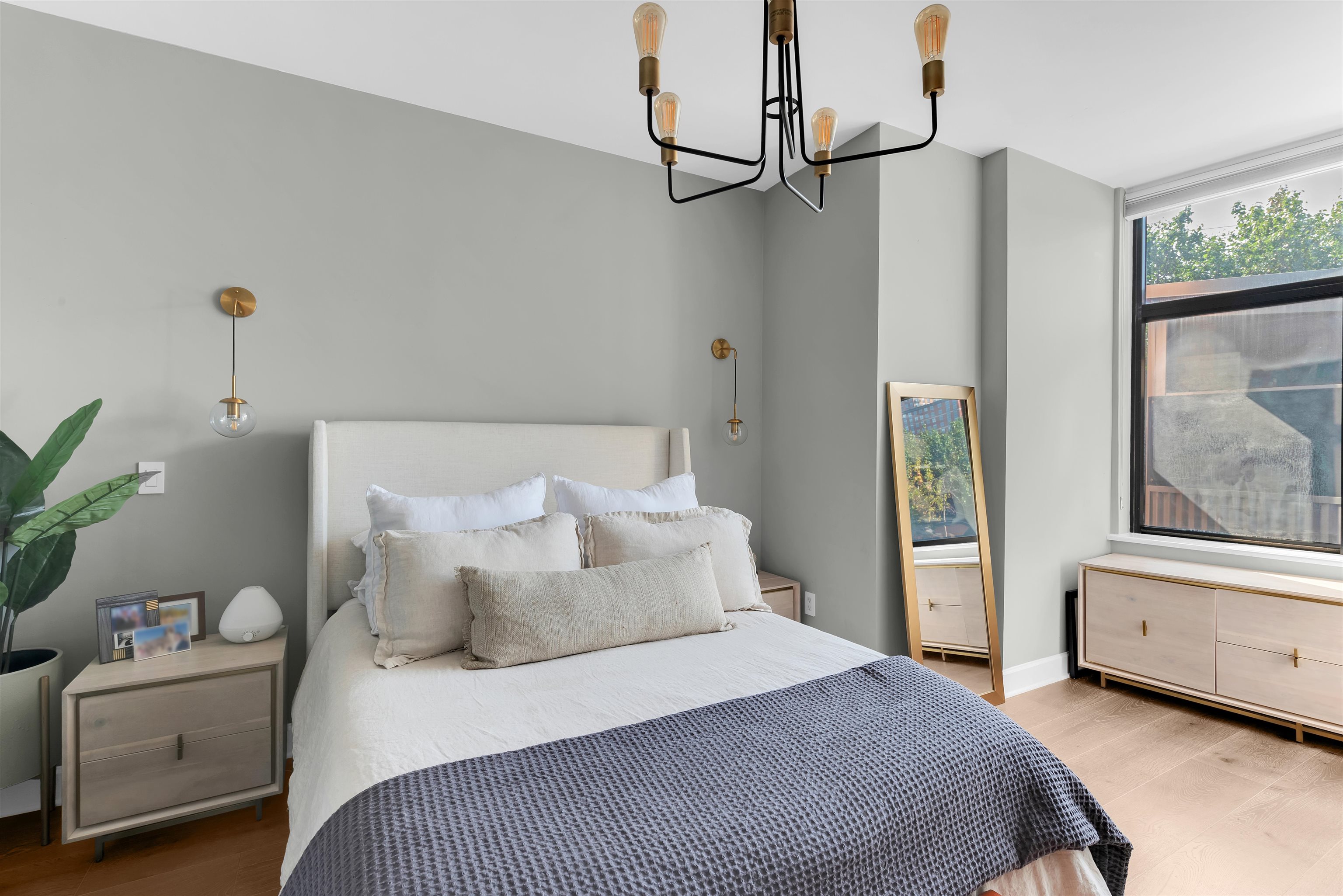 610 NEWARK ST Unit: 2B