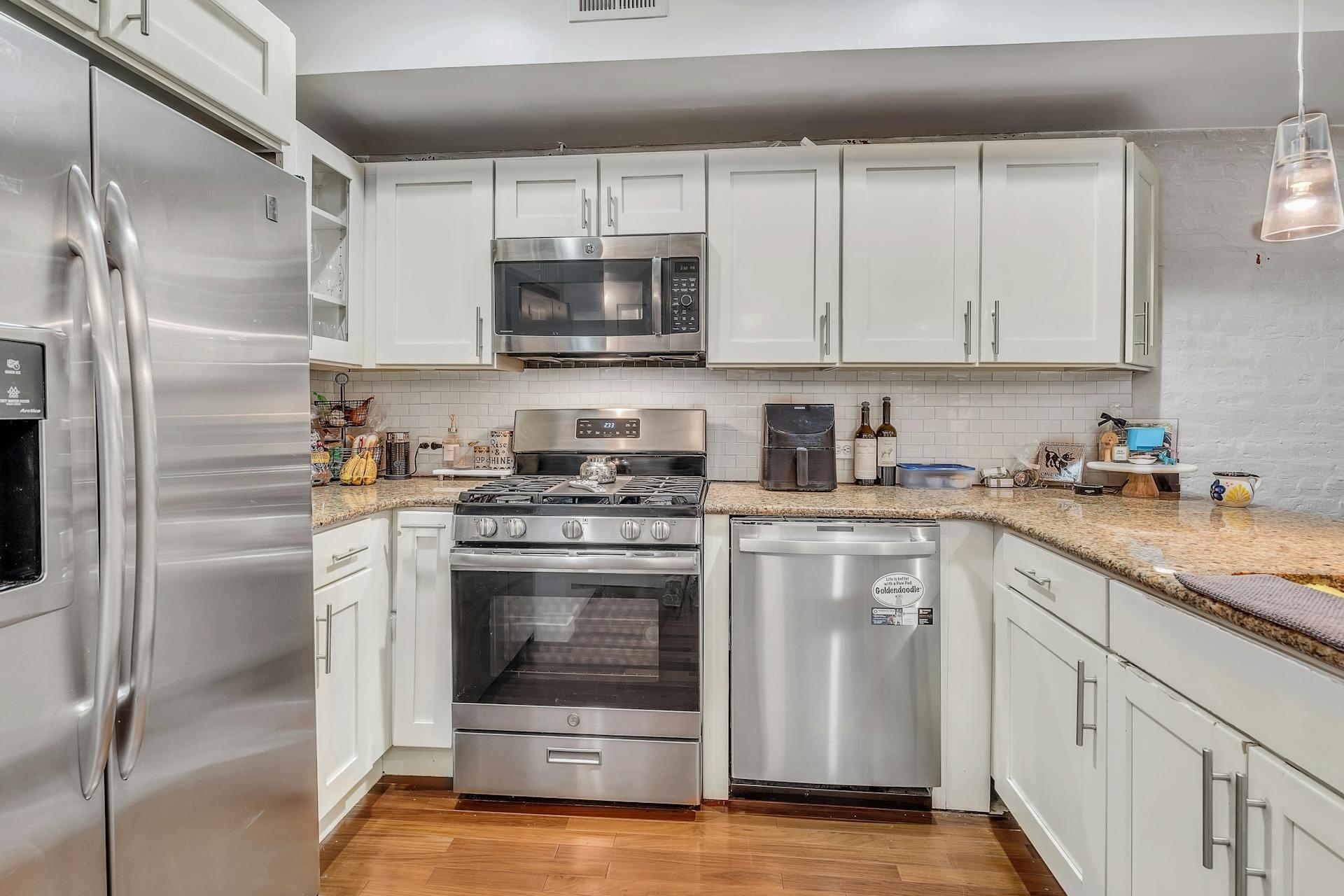 221 WILLOW AVE Unit: 1L