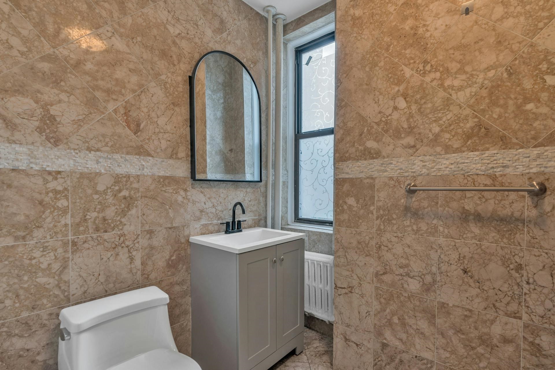 2600 KENNEDY BLVD Unit: 3F