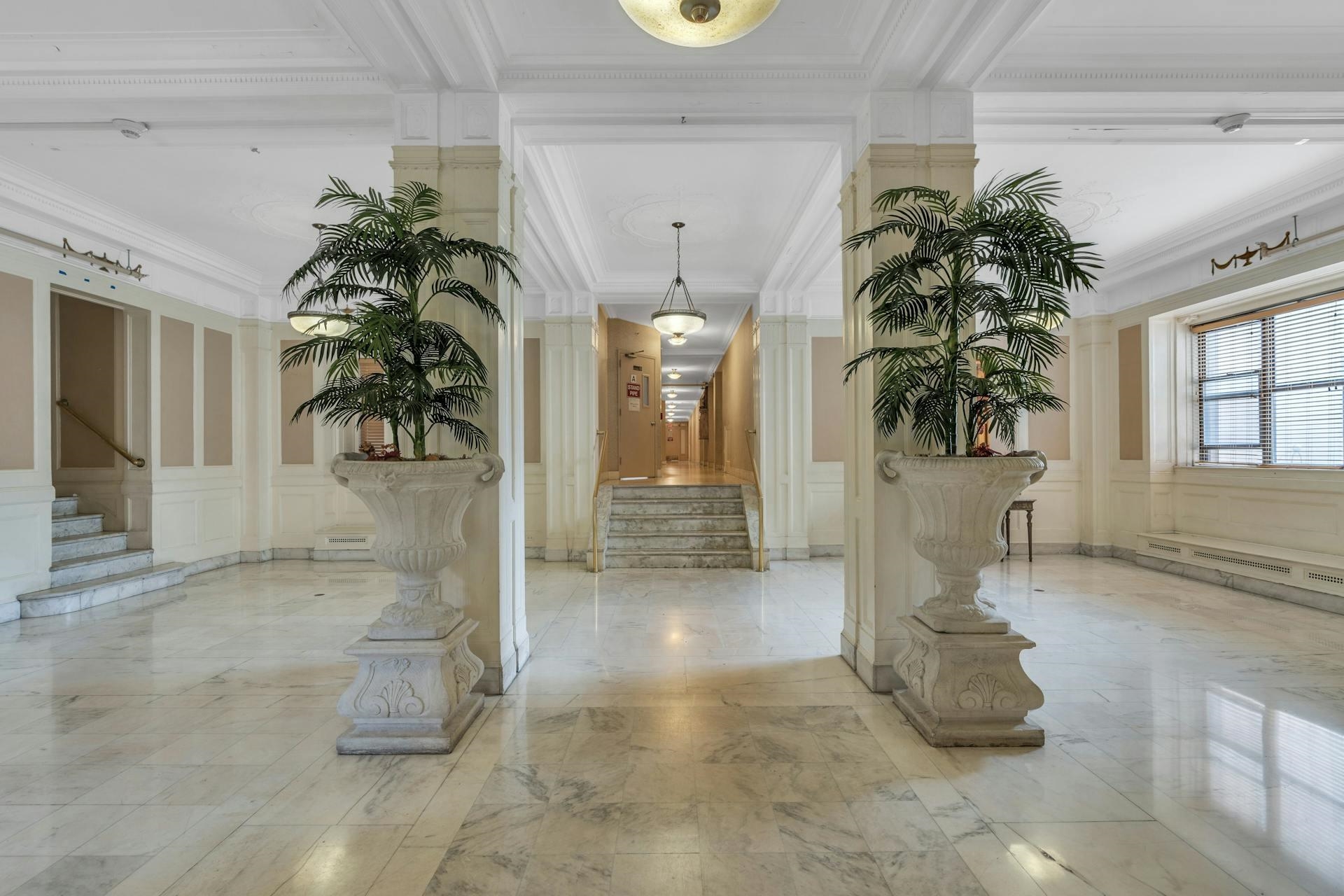 2600 KENNEDY BLVD Unit: 3F