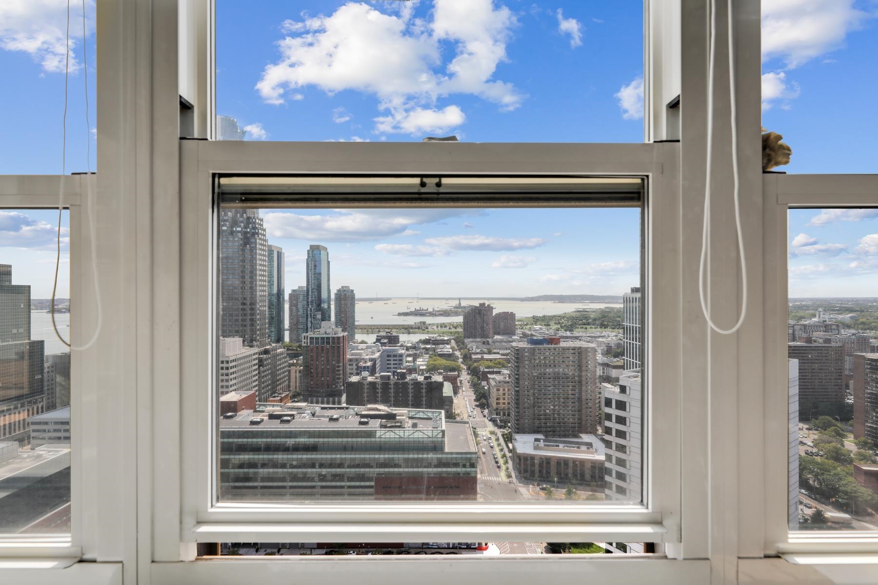 88 MORGAN ST Unit: 3408