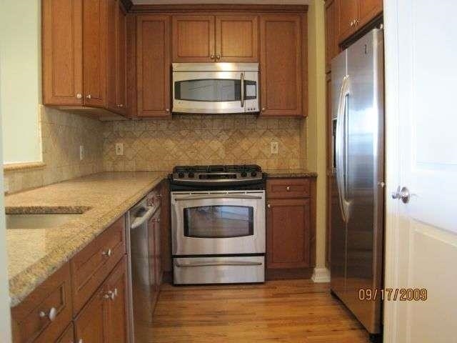 600 HUDSON ST Unit: 6F