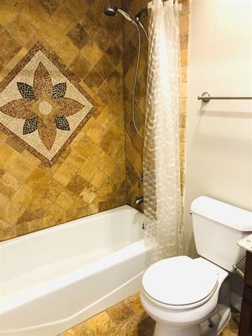 600 HUDSON ST Unit: 6F