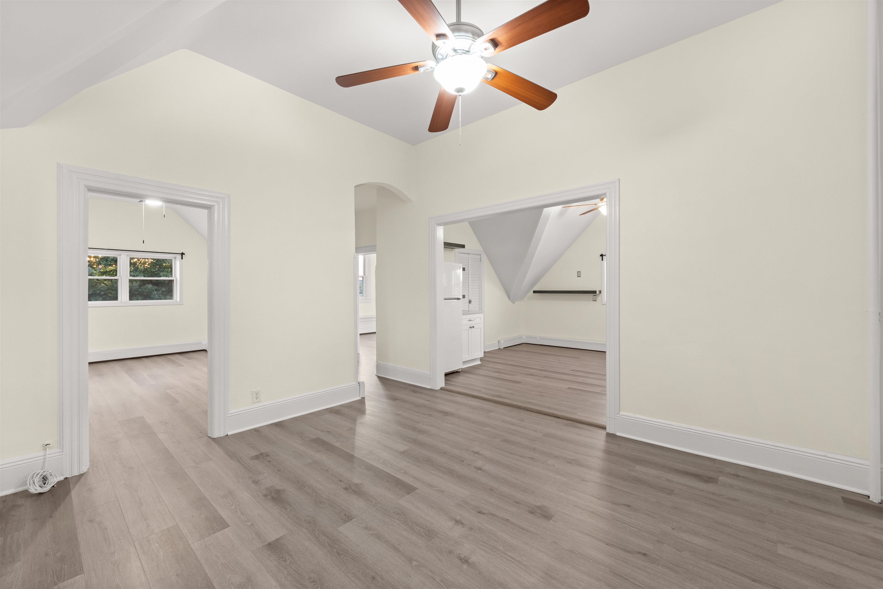 146 AVENUE C Unit: 3