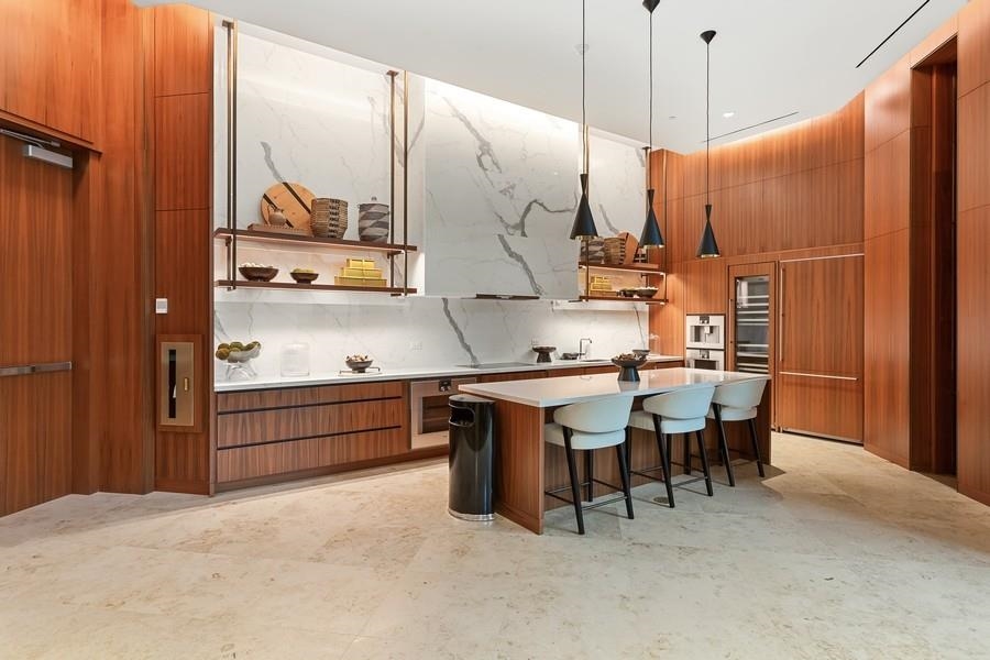 99 HUDSON ST Unit: 2711